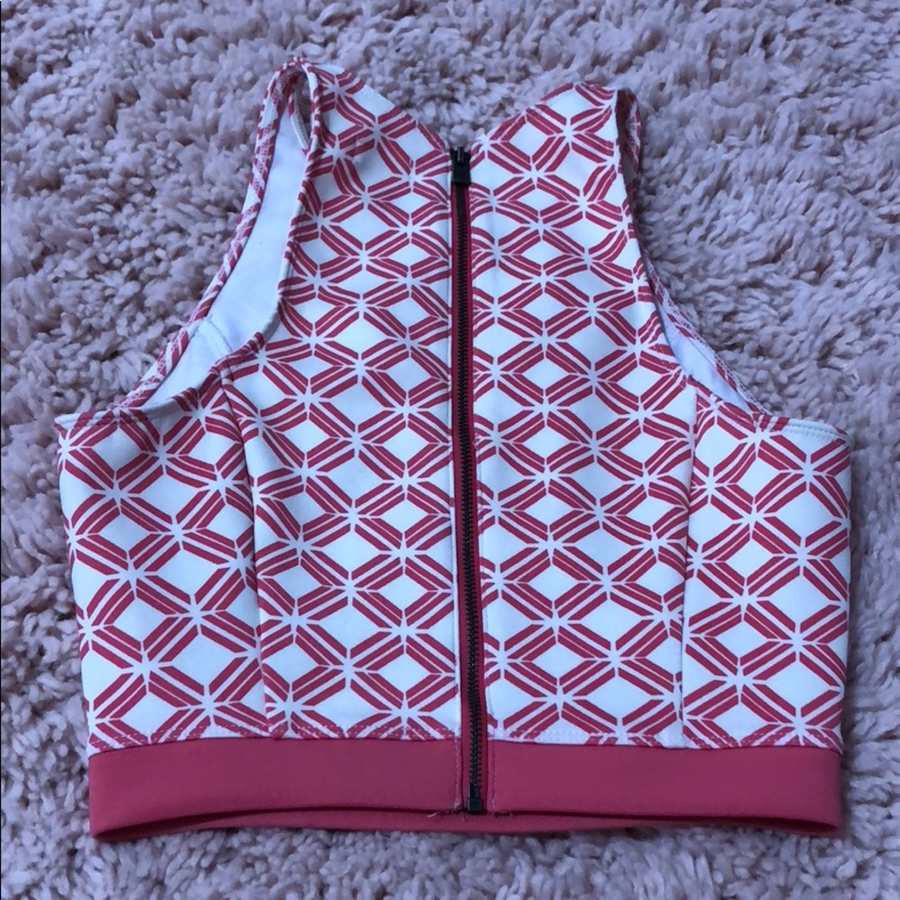 Hollister Zip-Back Crop Top - Picture 3 of 3